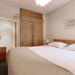 Le Chamouny- Family Apt - Central - Quiet - Hikeing & Rock Climbing Close By